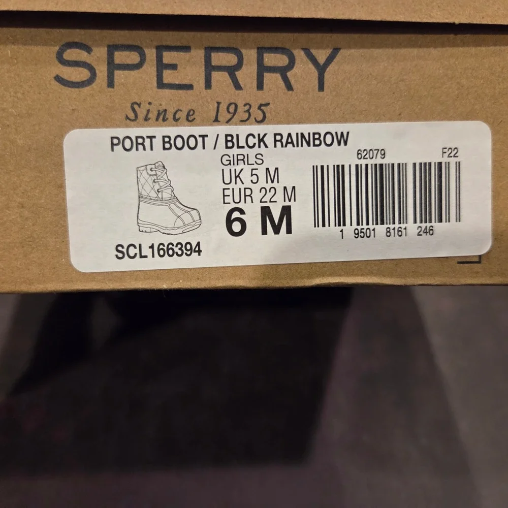 Sperry Saltwater Duck Boots Girls 6M Black‎ Rainbow Quilted Stitching Gorpcore